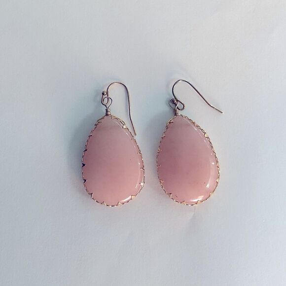 Jewelry - Rose Quartz Gold Dangle Earrings